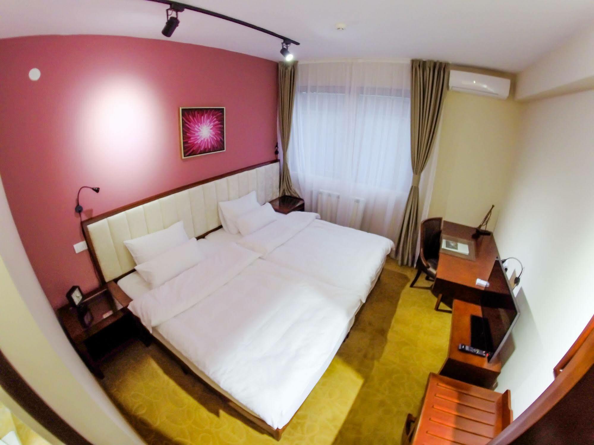 Garni Hotel Fortuna 贝尔格莱德 外观 照片